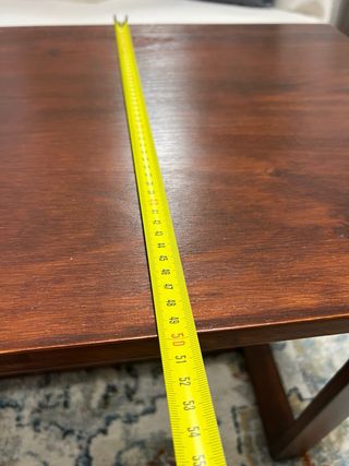 Mesa de centro de madera oscura