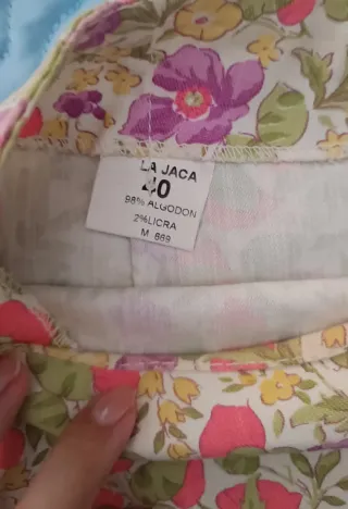 La Jaca falda floral