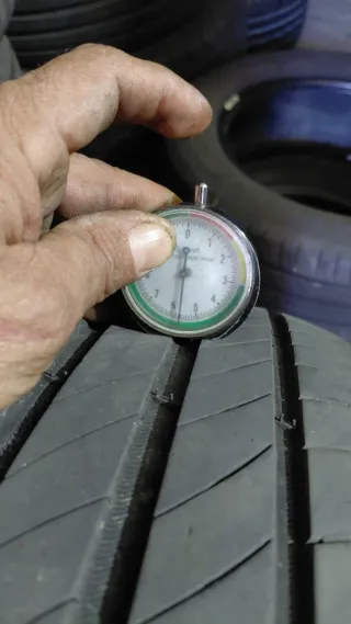 Neumático 205/55/16