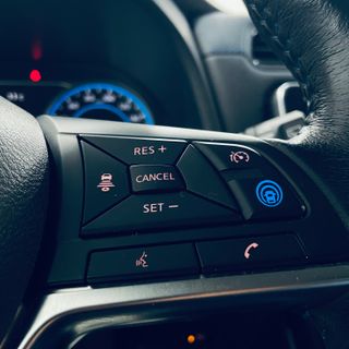 NISSAN LEAF 40kWh Tekna ProPilot Park