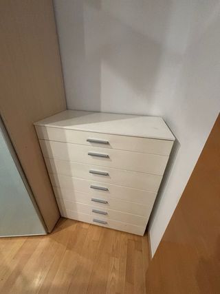 Armario 3 puertas y cajonera