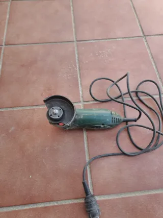 Radial Bosch GWS 700-115