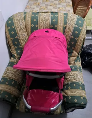 Carrito de bebé rosa URGE