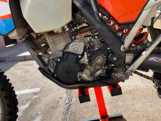 KTM 350 EXC 2014 cuidada al detalle