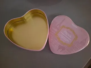 2 scatole a cuore in metallo