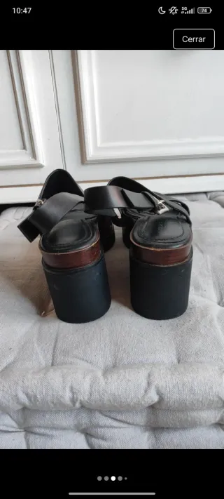 Sandalias tacón alto negras y marrón