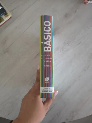 Diccionario Básico de la lengua española. Prima...