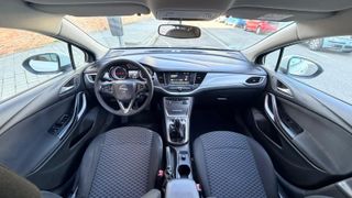 Opel Astra 2016