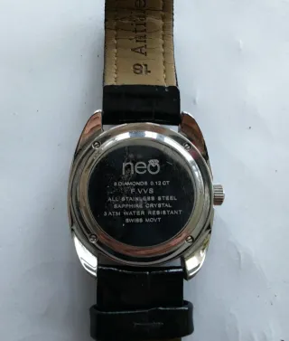 Reloj Neo Mujer Bisel Diamantes Negro Plata