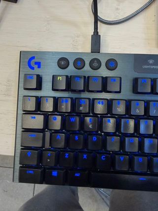 Logitech G915 TKL Teclado Gaming Lightspeed