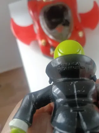 Juguete Coche Rojo Monstruo