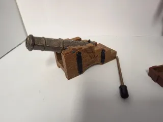 Madelman Pirata con cañón y accesorios años 70