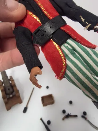 Madelman Pirata con cañón y accesorios años 70