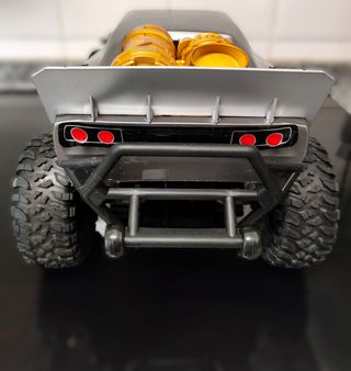 Coche RC Fast-5 Dynast 1:8 con Mando