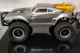 Coche RC Fast-5 Dynast 1:8 con Mando