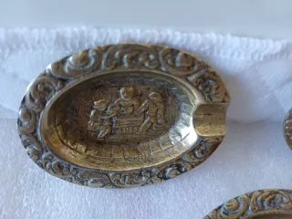 3 Ceniceros Bronce Pequeños