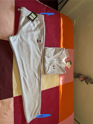 Conjunto chándal Under Armour color lila