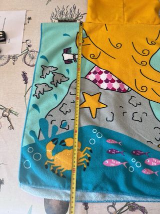 Capa de baño niña sirena con capucha