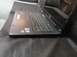 Portátil Fujitsu Siemens Negro/Gris