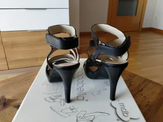 Zapatos de tacón Camila's negros talla 38/39