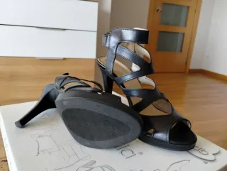 Zapatos de tacón Camila's negros talla 38/39