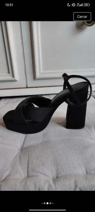 Sandalias de tacón negras Stradivarius
