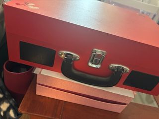 Maletín Tocadiscos Portátil Inves Rojo/Negro