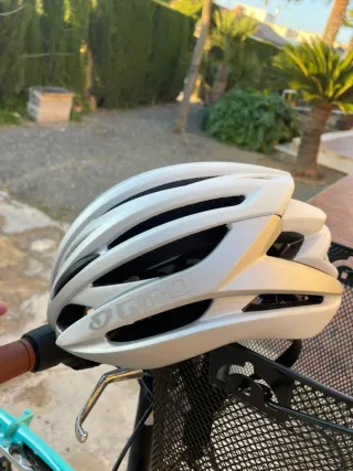 Bicicleta plegable color turquesa