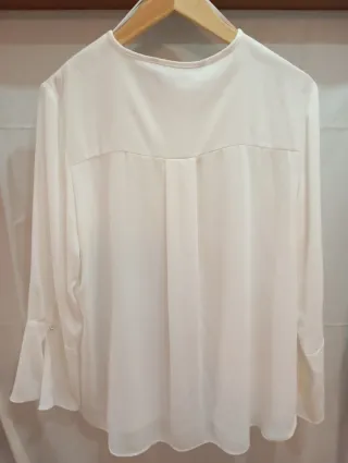 Blusa Zara Basic elegante con strass