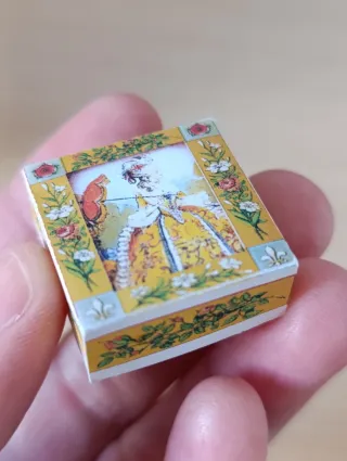 Miniatura para casa de muñecas