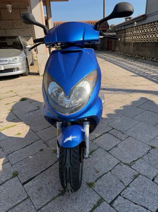 Piaggio Moto Scooter 125cc