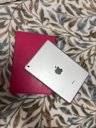 iPad Mini 16GB Blanco (2012) + funda