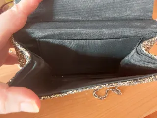 Bolso de fiesta plateado y negro