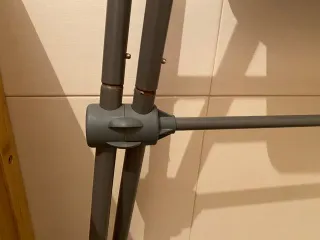 Bañera Stokke Flexi Bath con patas y soporte RN