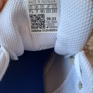 Zapatillas Adidas Blancas y Azules