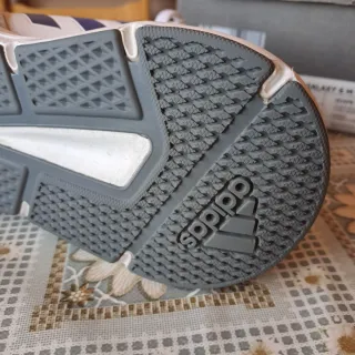 Zapatillas Adidas Blancas y Azules