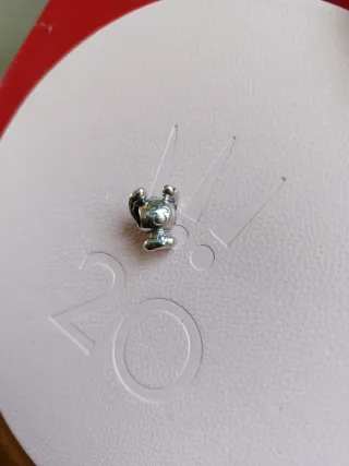 Charm Pandora Stitch Plata y Morado