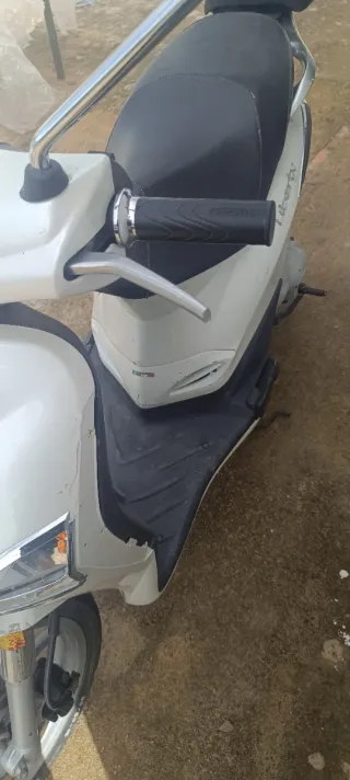 Piaggio Liberty 2t Scooter Automática