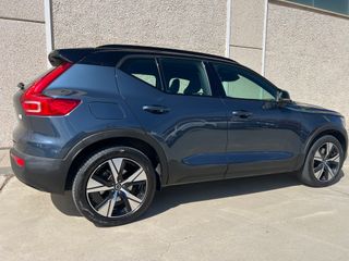 Volvo XC40 1.5 T5 TWIN RECHARGE R-DESIGN AUTO 262