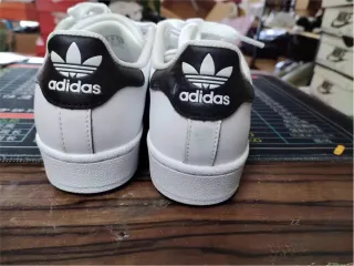 Adidas Superstar Blancas Negras Talla 39