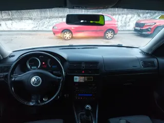 Volkswagen Golf 2003