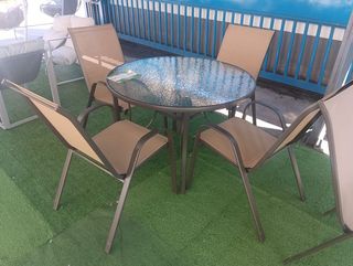 Mesa Redonda de Cristal Templado + 4 Sillas