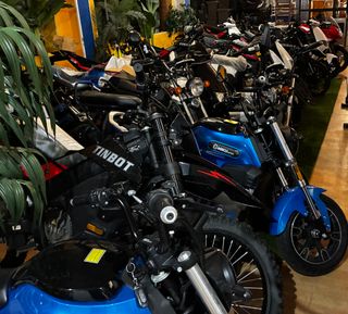 TINBOT ES1-S PRO 125E Supermoto Negra/Roja