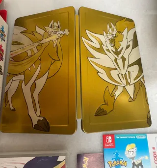 Pacchetto doppio Pokémon Spada e Scudo per Nintendo Switch