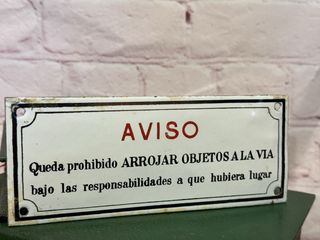 Letrero ferroviario antiguo