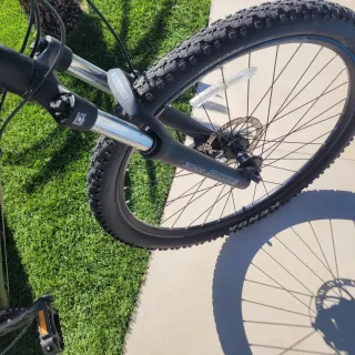 Bicicleta de Montaña Carrera Adulto Negra