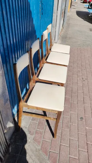 Lote 4 Sillas Vintage Madera y Piel 640513971