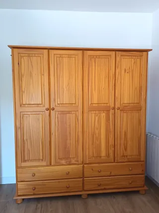 Armario 4 cuerpos pino miel con 4 cajones