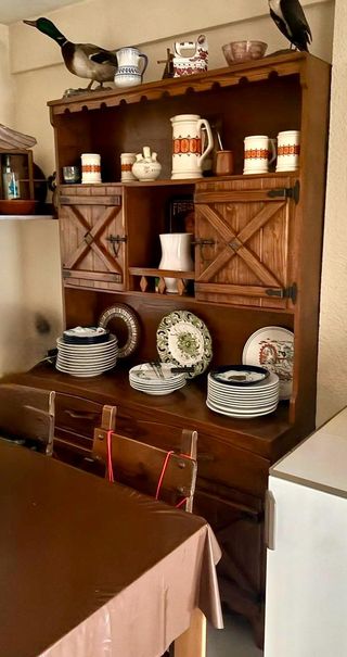 Mueble de salón comedor madera