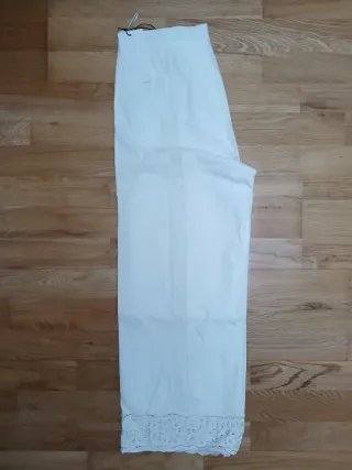 Pantalón culotte Zara bordado